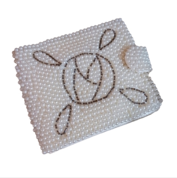 Vintage New Bon Soir 1950s/60s Womens White Gold Seed Pearl Beaded Wallet - Picture 1 of 14